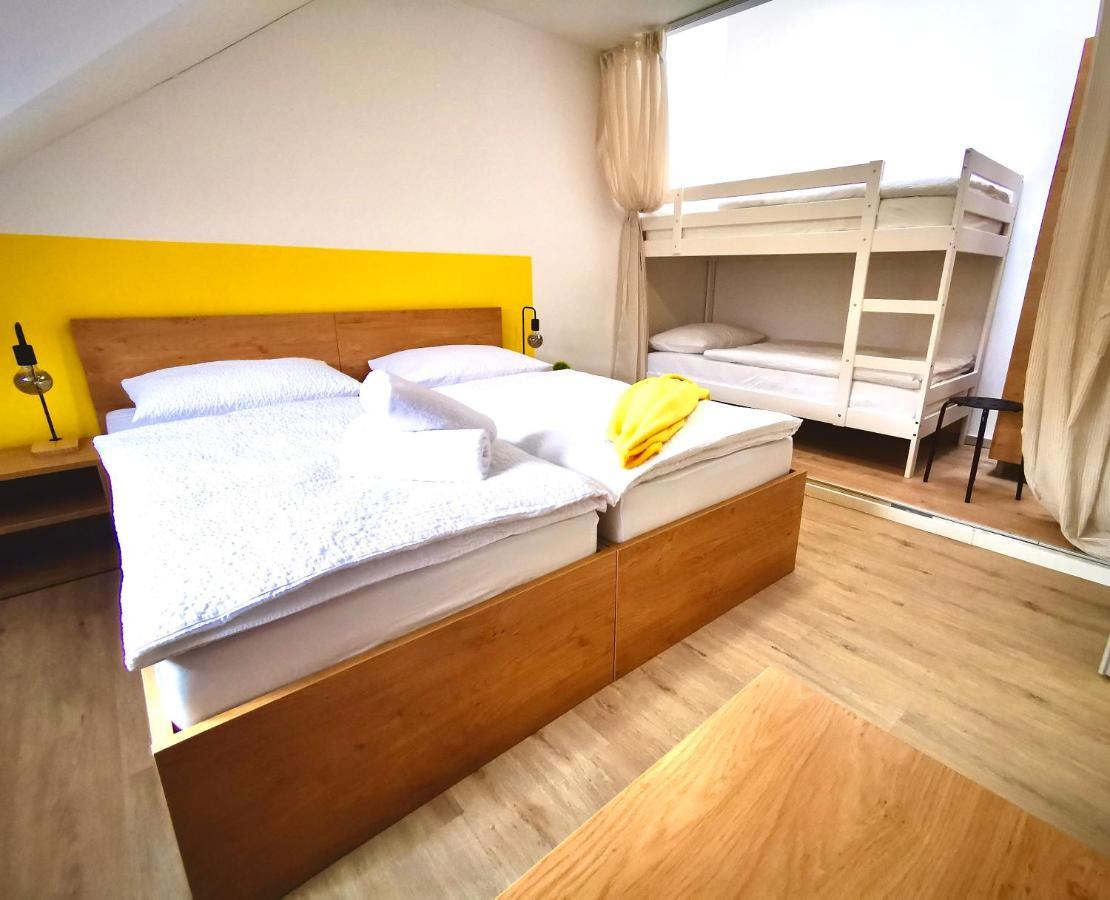 Rainbow House Rooms Μαριμπόρ Εξωτερικό φωτογραφία